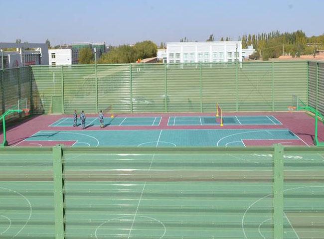 coupe-vent-barrière-stade
