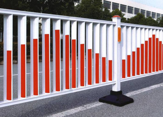 Barrière routière revêtue de PVC hauteur 0,6-2m Anti-UV haute visibilité