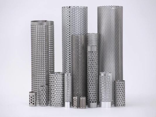 Tamis filtrant en acier perforé de tuyauterie Mesh For Filter Liquids Solids et air