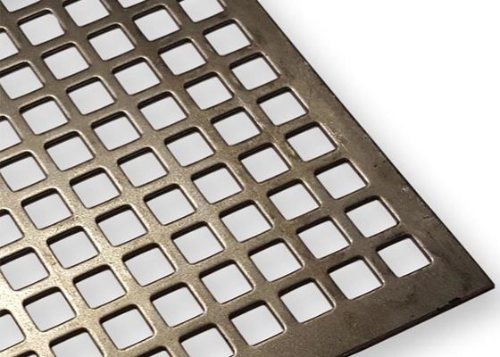 L'écran perforé en métal de perforation rectangulaire fournit un secteur plus de grand tirage pour le filtrage, le criblage et la ventilation