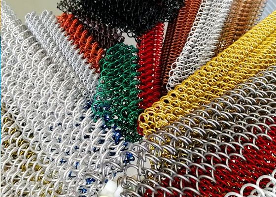 Rideau en bobine métallique, rideau de draperie en bobine, maille décorative d'intérieur idéale pour votre maison et votre hôtel.
