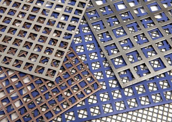 L'écran perforé en métal de perforation rectangulaire fournit un secteur plus de grand tirage pour le filtrage, le criblage et la ventilation