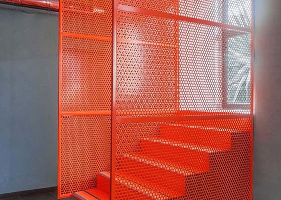 Panneaux supplémentaires de balustrade perforée et clôture – antirouille, durable et facile à l'entretien