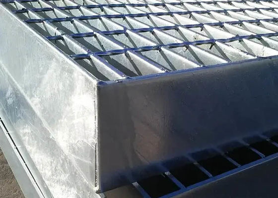 Je barre la grille en acier – légère mais de haute résistance pour des projets industriels