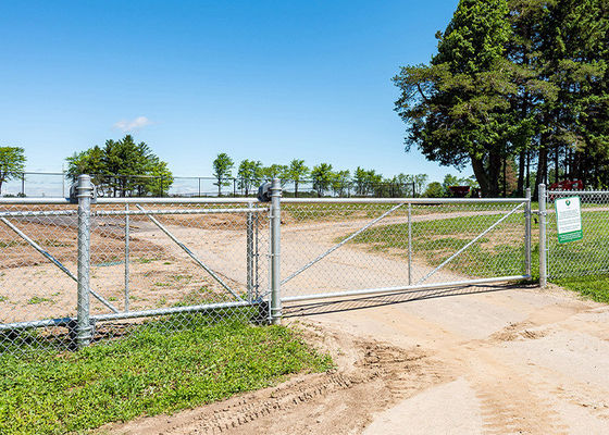 La clôture de la clôture à chaîne décore les cours et les jardins et protège vos biens