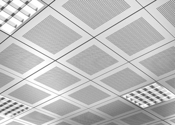 1Épaisseur.5 mm Plafond métallique perforé en aluminium Apparence monolithique pour les rénovations