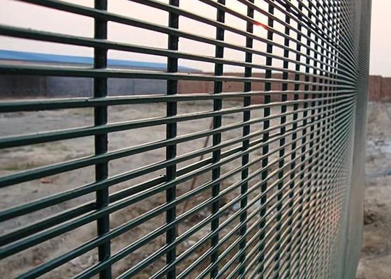 Noir 358 anti-escalade grille rigide galvanisée clôture pour une plus grande résistance
