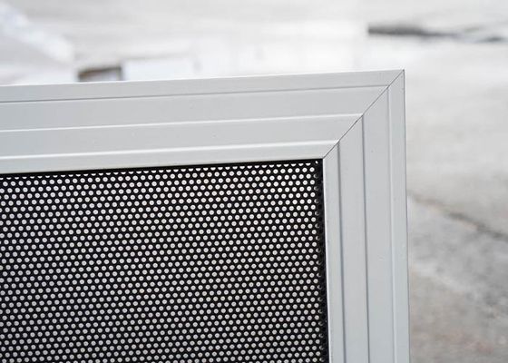 Écran de sécurité en aluminium perforé de 2 mm 40% Surface ouverte 750-1200 mm Largeur