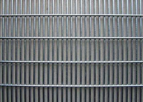 Barrière de sécurité en fil de fer soudé de calibre 4-11 haute rigidité anticorrosion