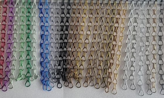 Rideau à crochets personnalisable en laiton avec construction en laiton haut de gamme et finitions de surface de luxe